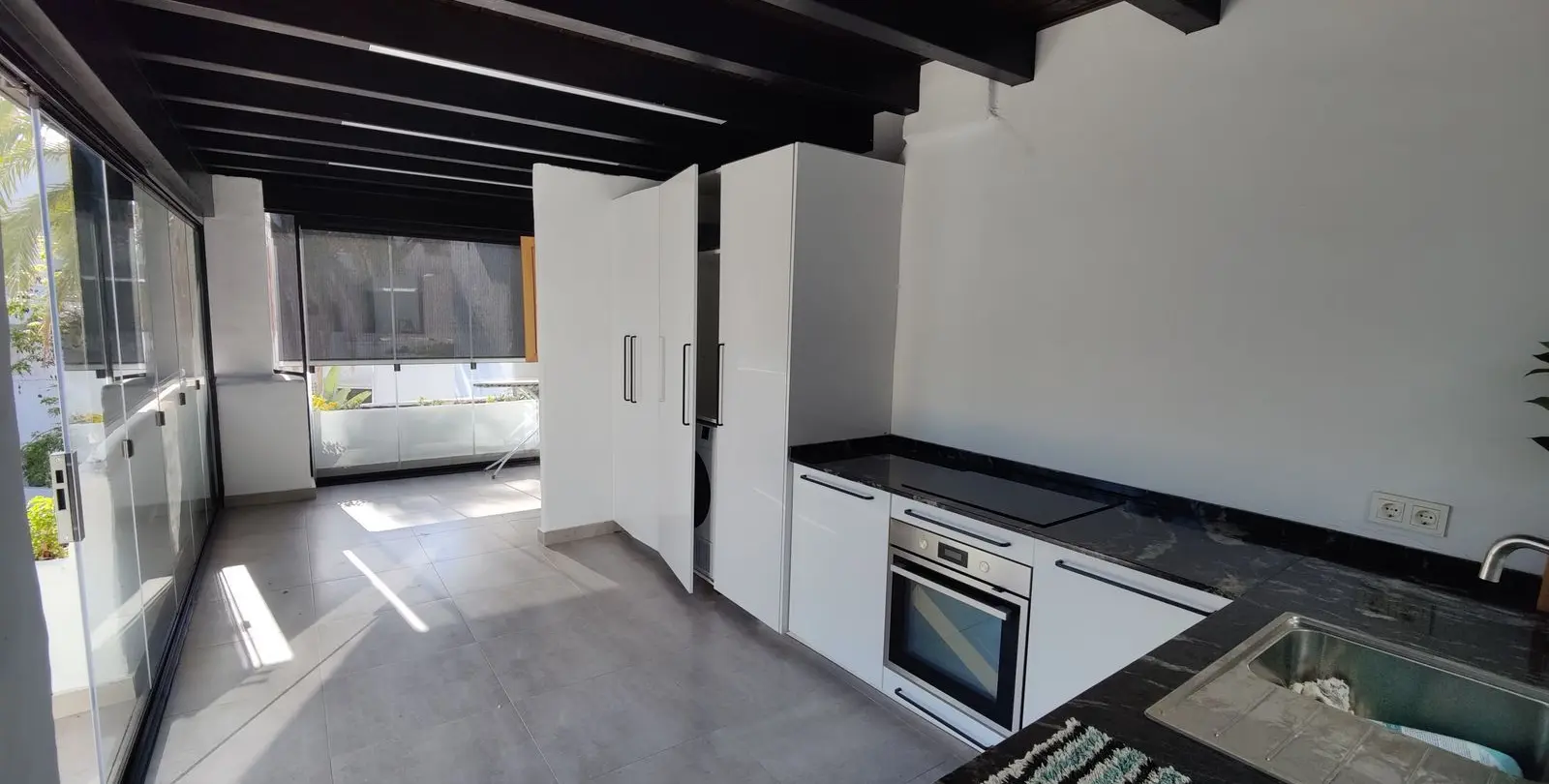 Sale of penthouse duplex in Puerto Banús 13