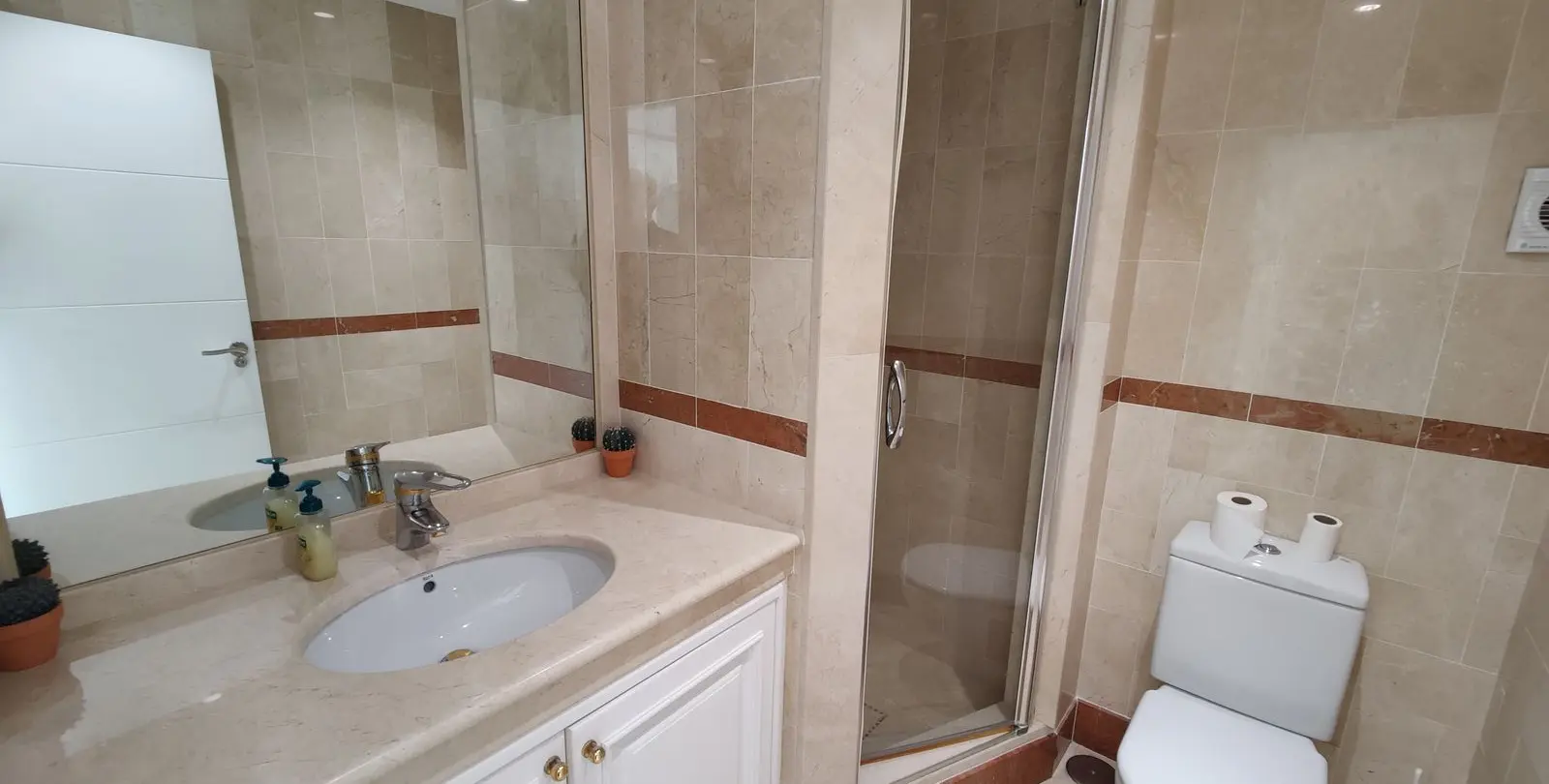 Sale of penthouse duplex in Puerto Banús 20