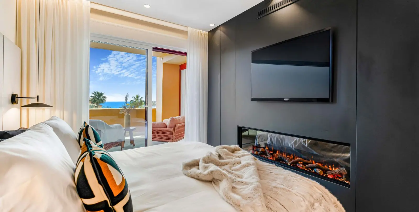 Продажа апартаментов на среднем этаже в Estepona 19