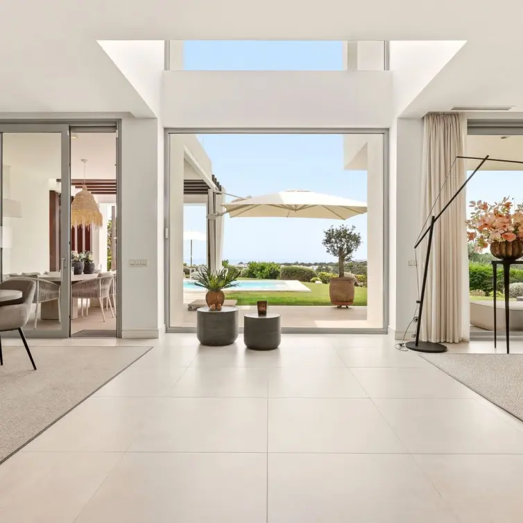 Venta de villa independiente en Santa Clara