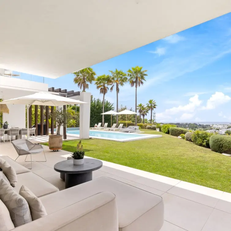 Venta de villa independiente en Santa Clara