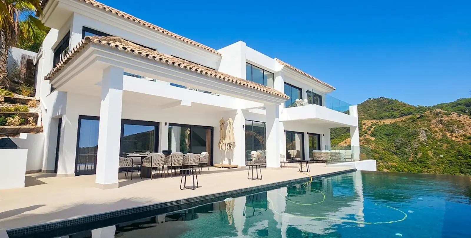 Sale of detached villa in Benahavís 3