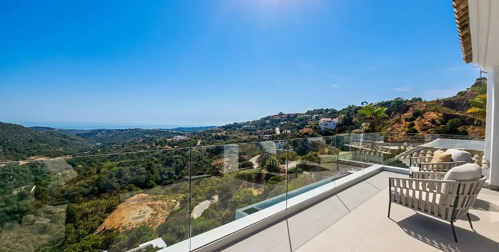 Sale of detached villa in Benahavís 19