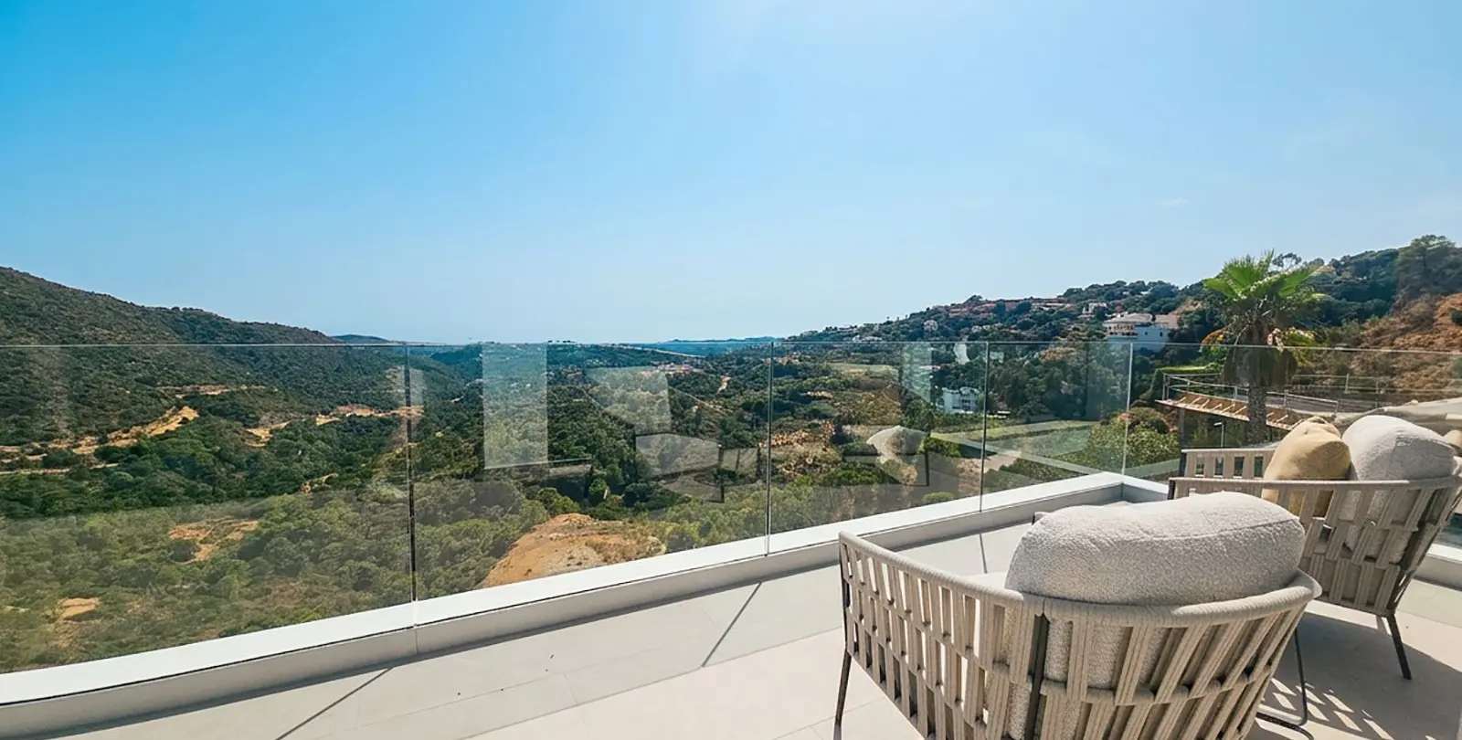 Sale of detached villa in Benahavís 27