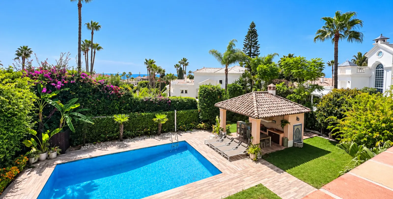 Alquiler a largo plazo de villa independiente en Bahía de Marbella 6