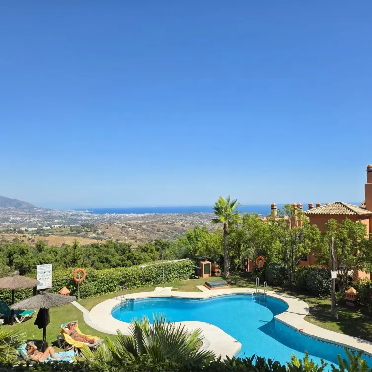 Venta de apartamento en planta baja en La Mairena