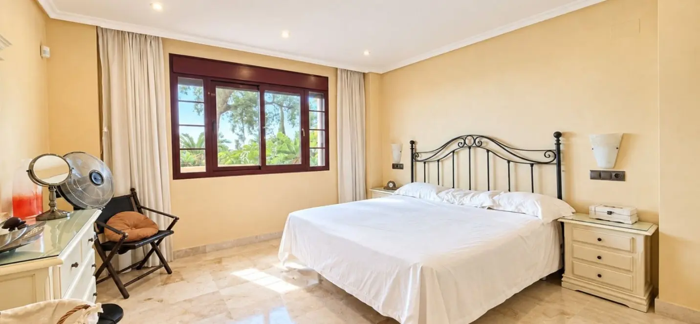 Sale of ground floor apartment in La Mairena 3