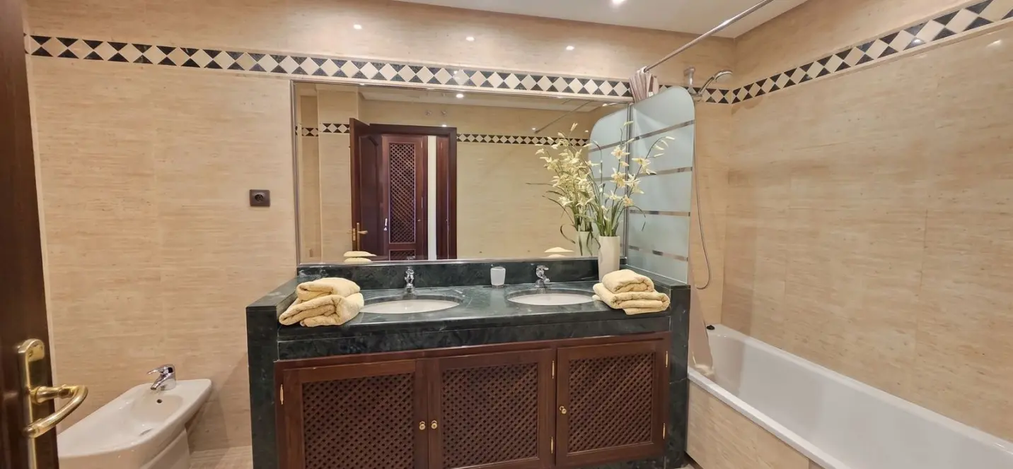 Sale of ground floor apartment in La Mairena 4