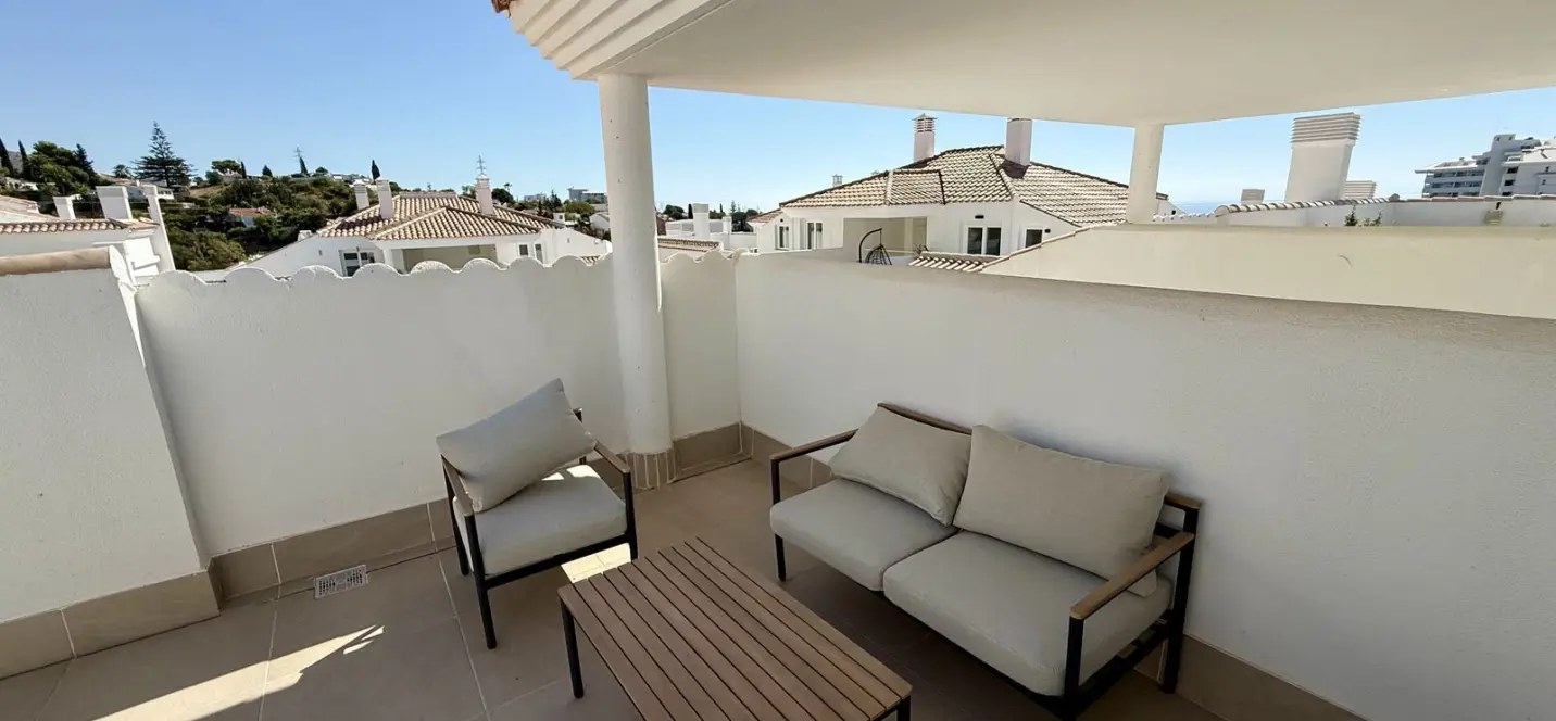 Sale of penthouse duplex in Fuengirola 4