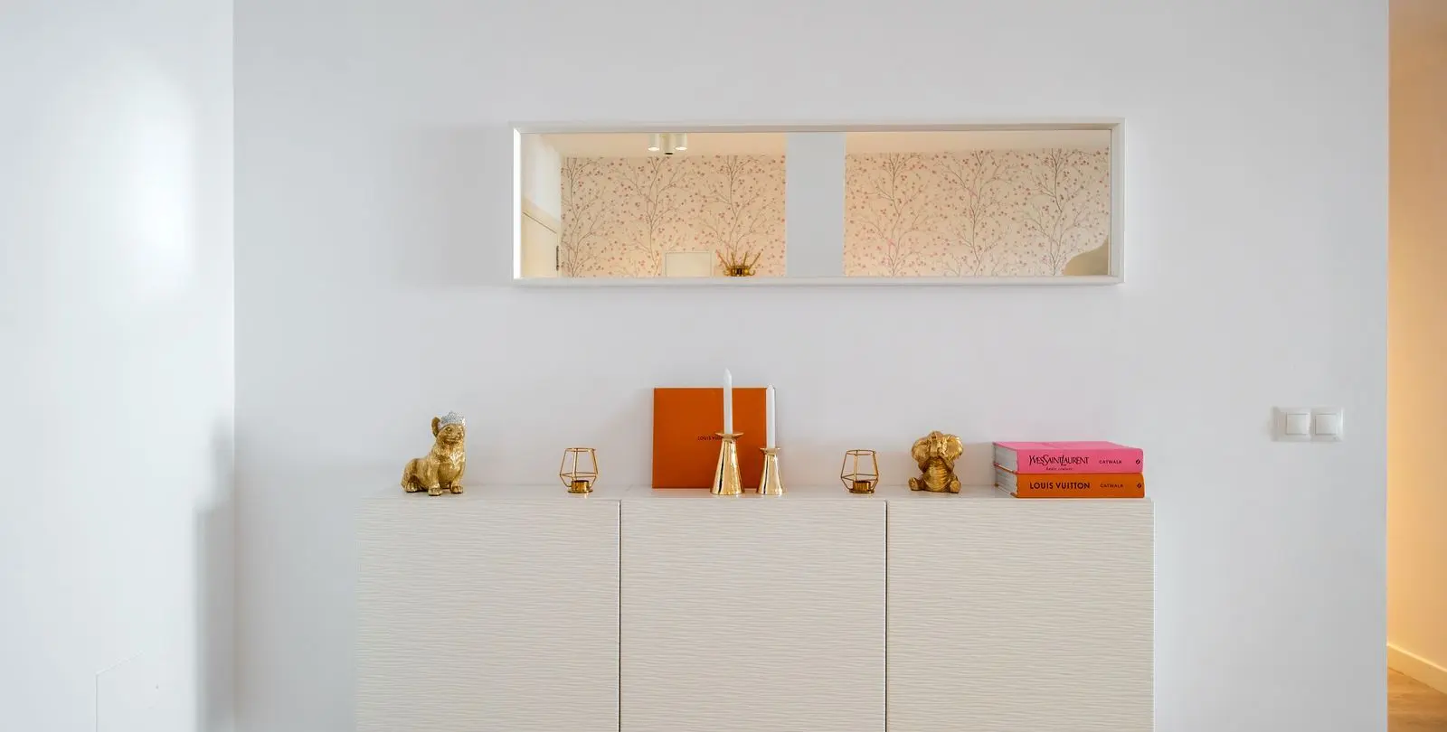 Venta de apartamento en planta media en La Campana 7