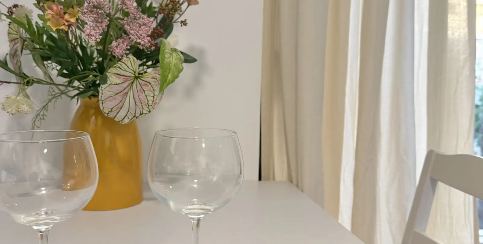 Venta de apartamento en planta media en Estepona 4