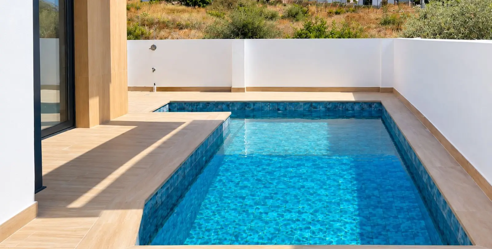 Venta de villa independiente en Nerja 1