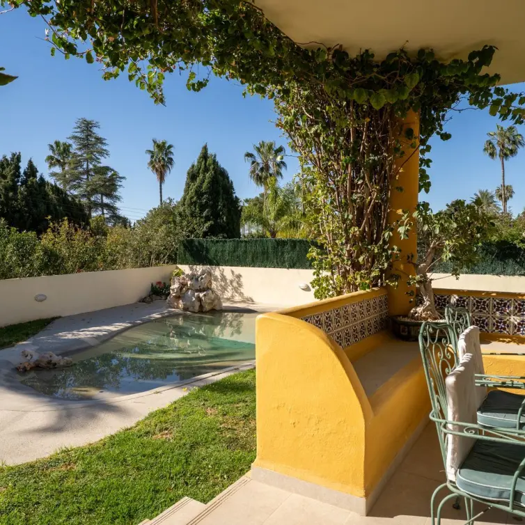 Venta de villa independiente en El Paraiso