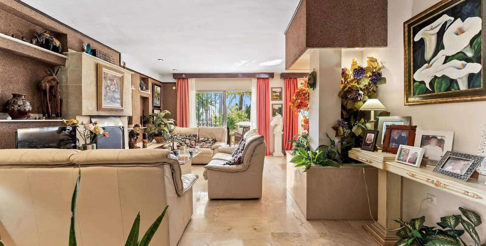 Продажа  отдельно стоящей виллы в El Paraiso 12