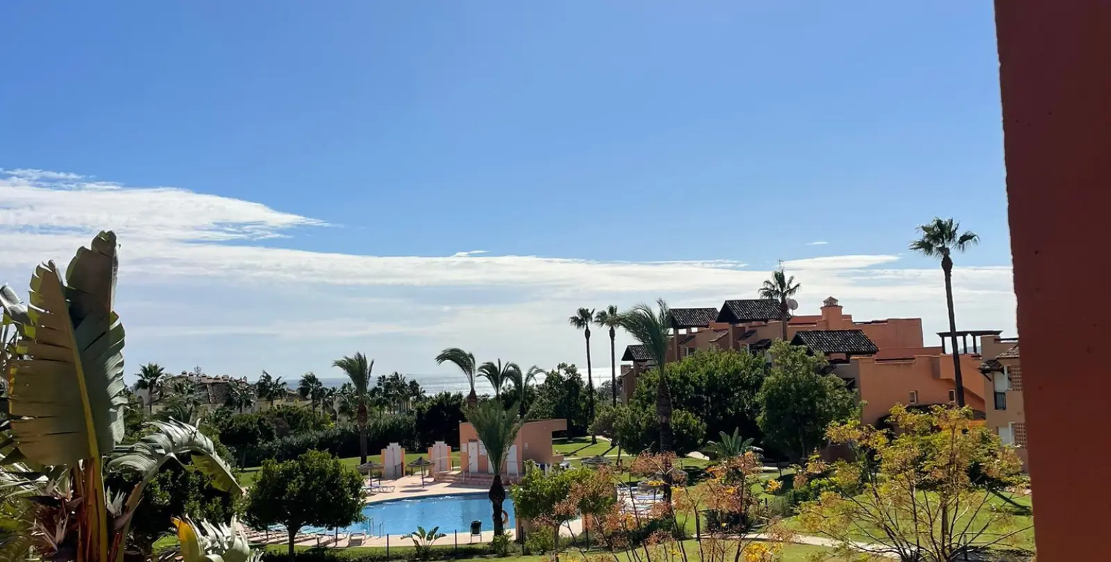 Sale of penthouse in Casares 3