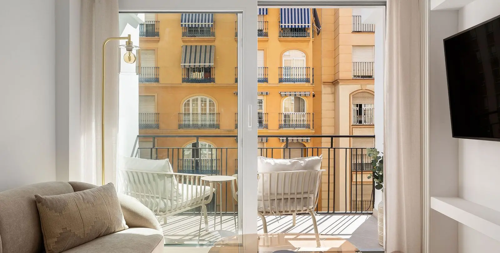 Venta de apartamento en planta media en Málaga Centro 3