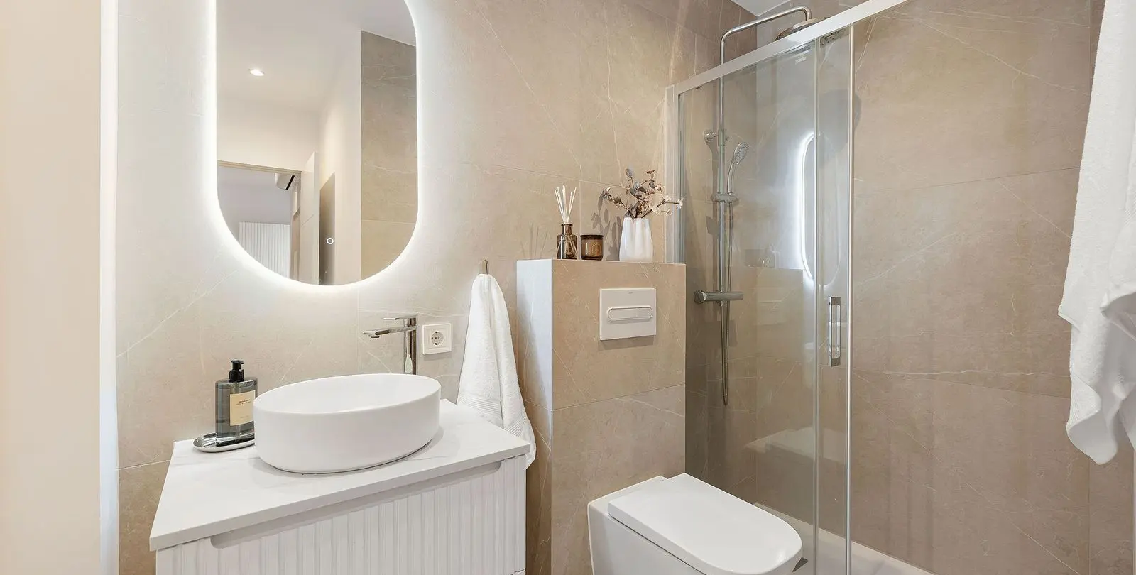 Venta de apartamento en planta media en Málaga Centro 24
