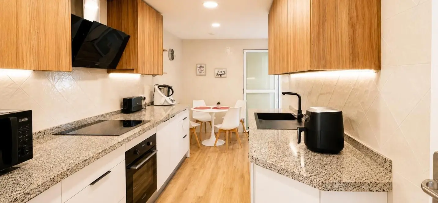 Продажа апартаментов на среднем этаже в Elviria 3
