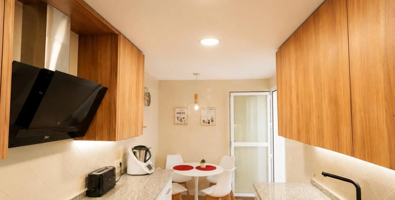 Продажа апартаментов на среднем этаже в Elviria 5