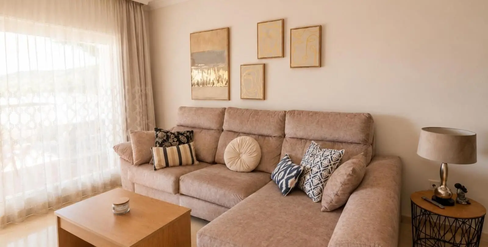 Продажа апартаментов на среднем этаже в Elviria 14