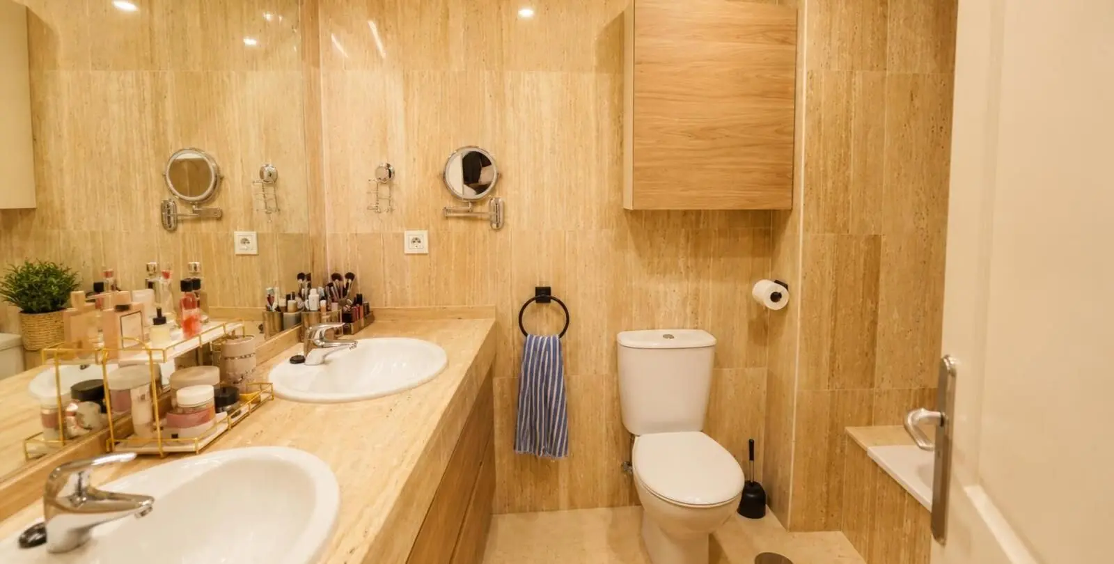 Продажа апартаментов на среднем этаже в Elviria 22