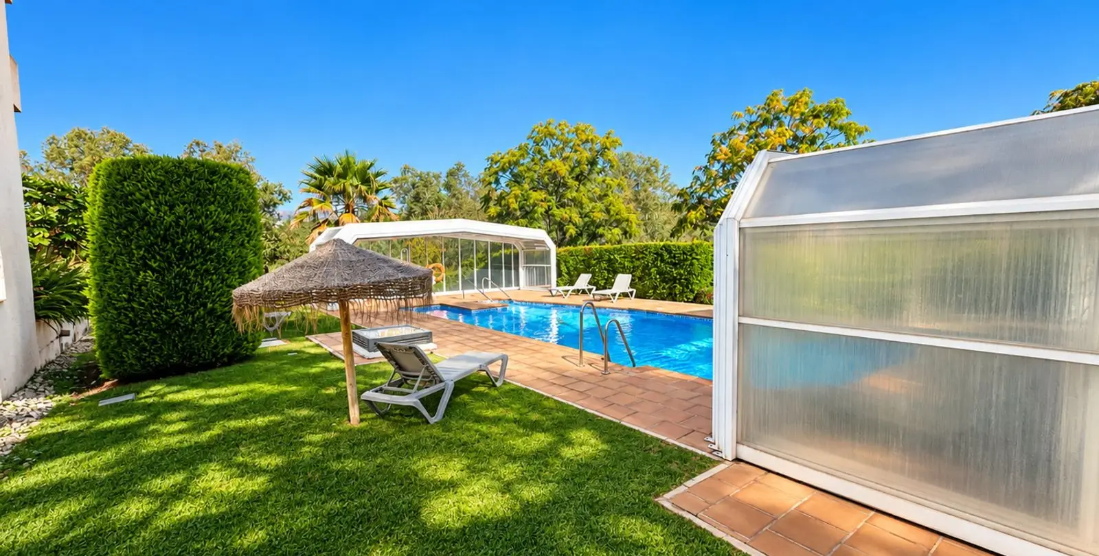 Продажа апартаментов на среднем этаже в Elviria 27