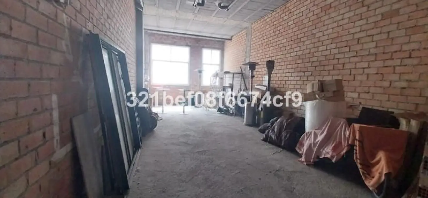 Venta de local comercial en Centro 3