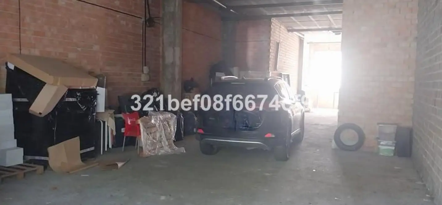 Venta de local comercial en Centro 4