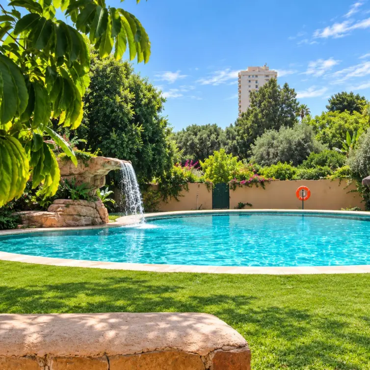 Venta de apartamento en planta baja en Elviria