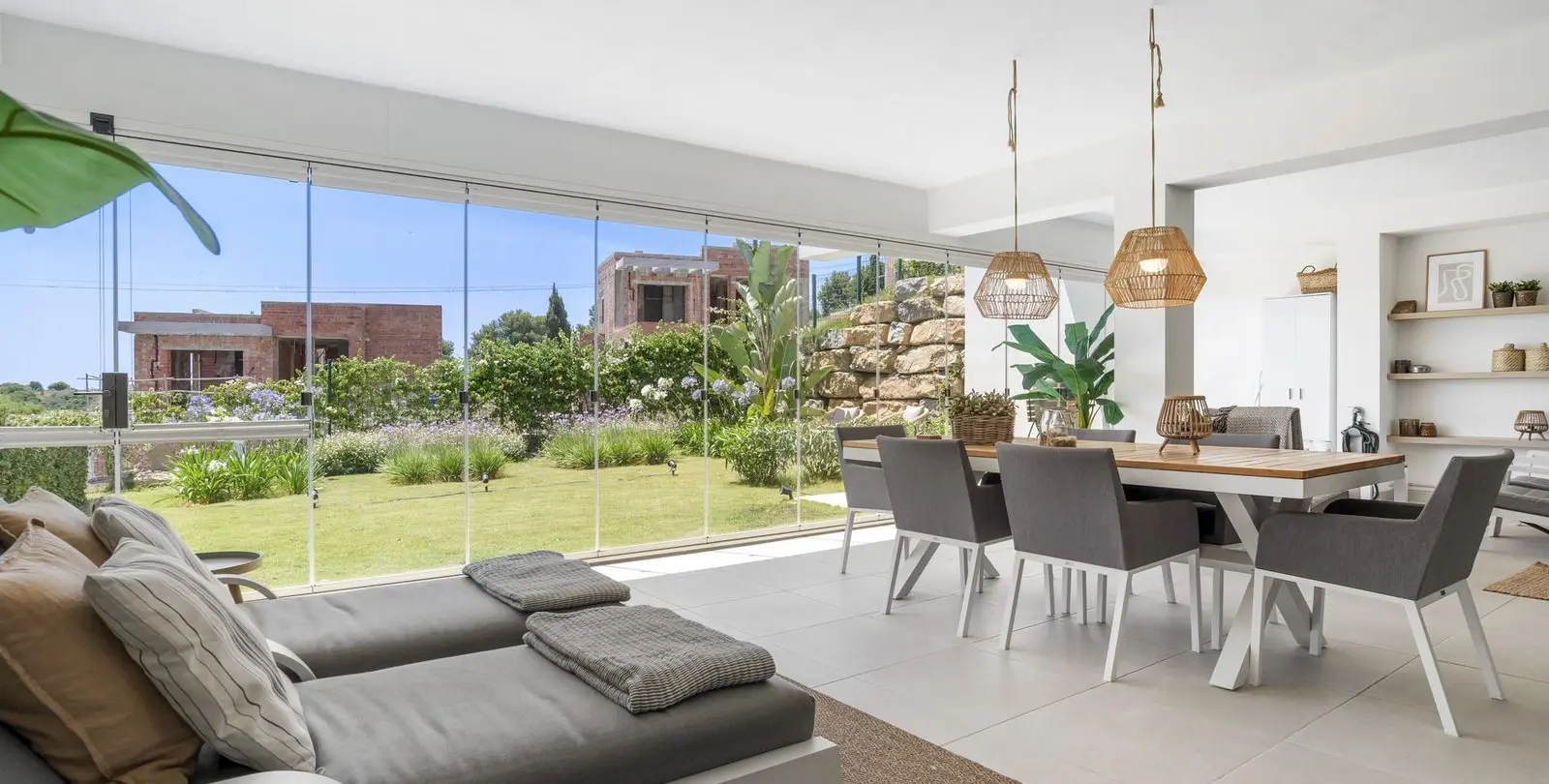 Venta de apartamento en planta baja en Estepona 6