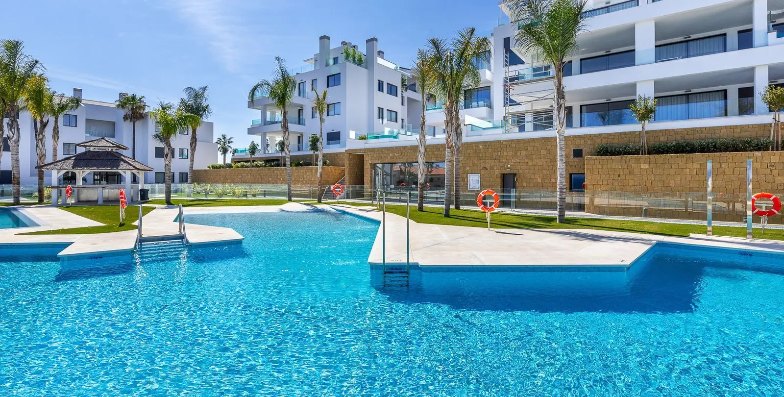 Sale of middle floor apartment in Mijas 25