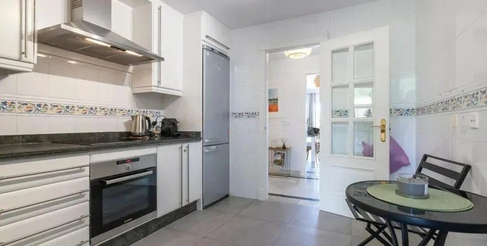 Venta de apartamento en planta baja en Nueva Andalucía 12
