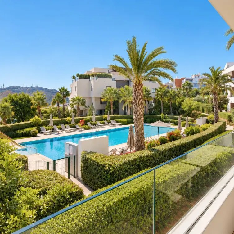 Venta de apartamento en planta media en Los Arqueros