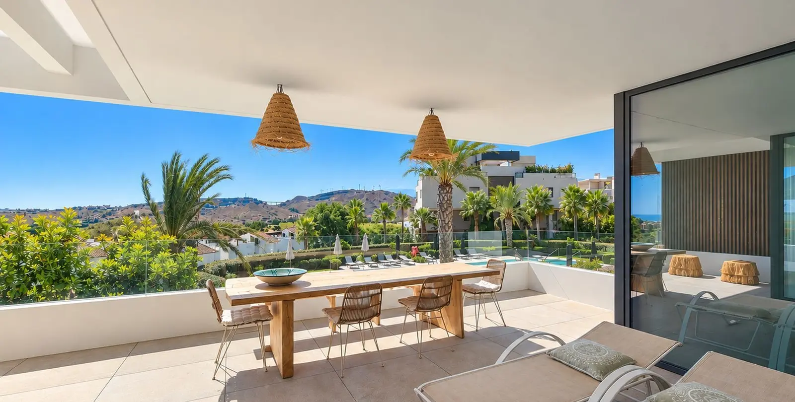 Venta de apartamento en planta media en Los Arqueros 2