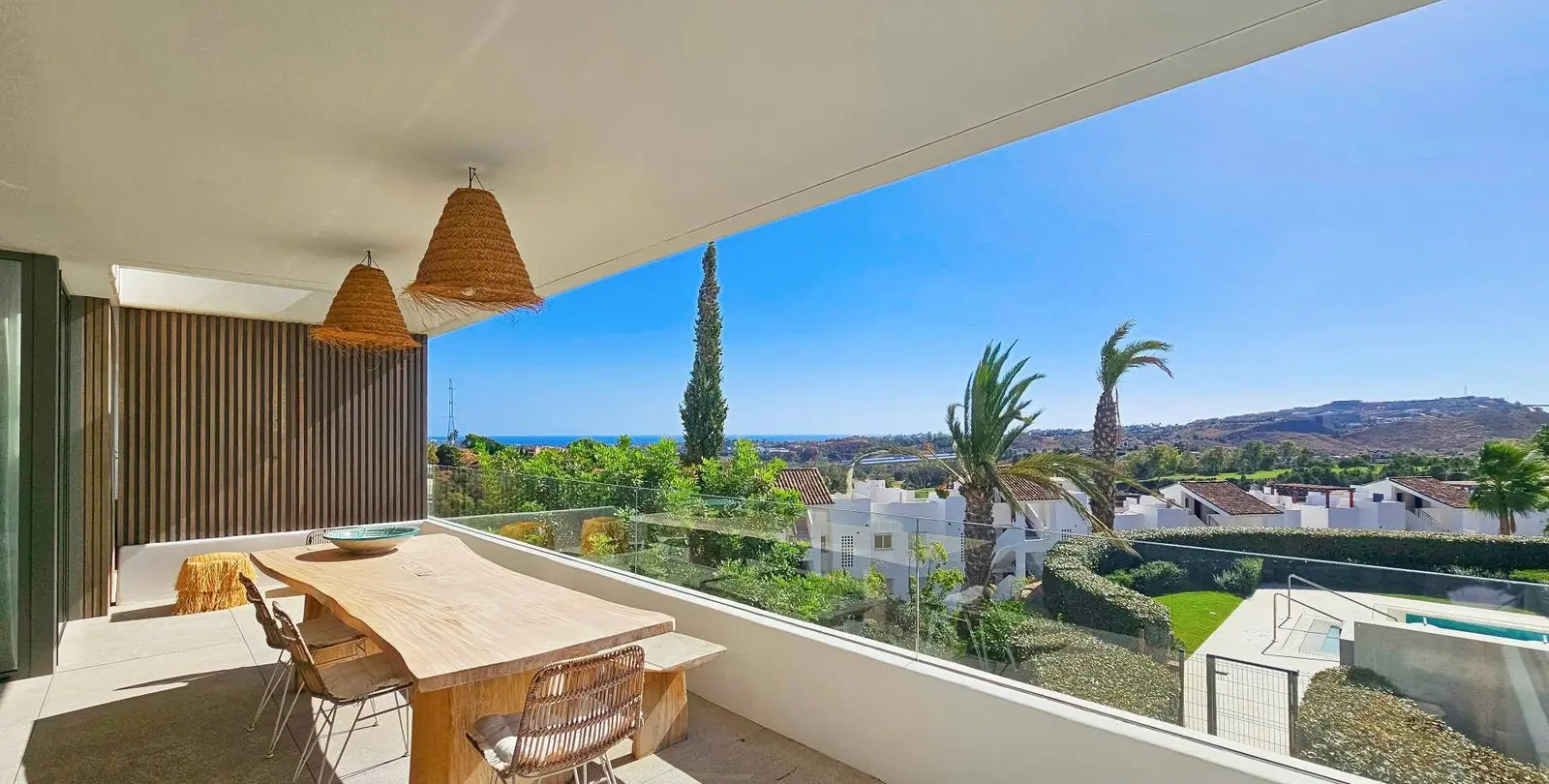 Venta de apartamento en planta media en Los Arqueros 6