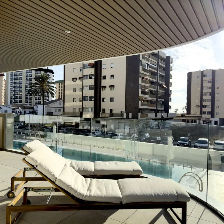Продажа апартаментов на среднем этаже в Fuengirola