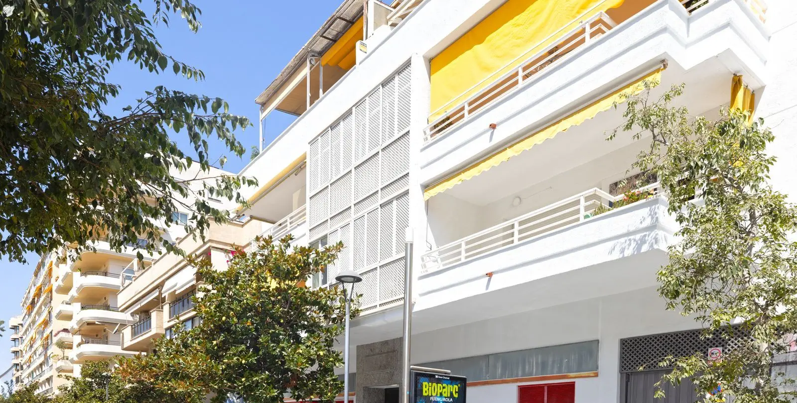 Venta de apartamento en planta media en Marbella 23