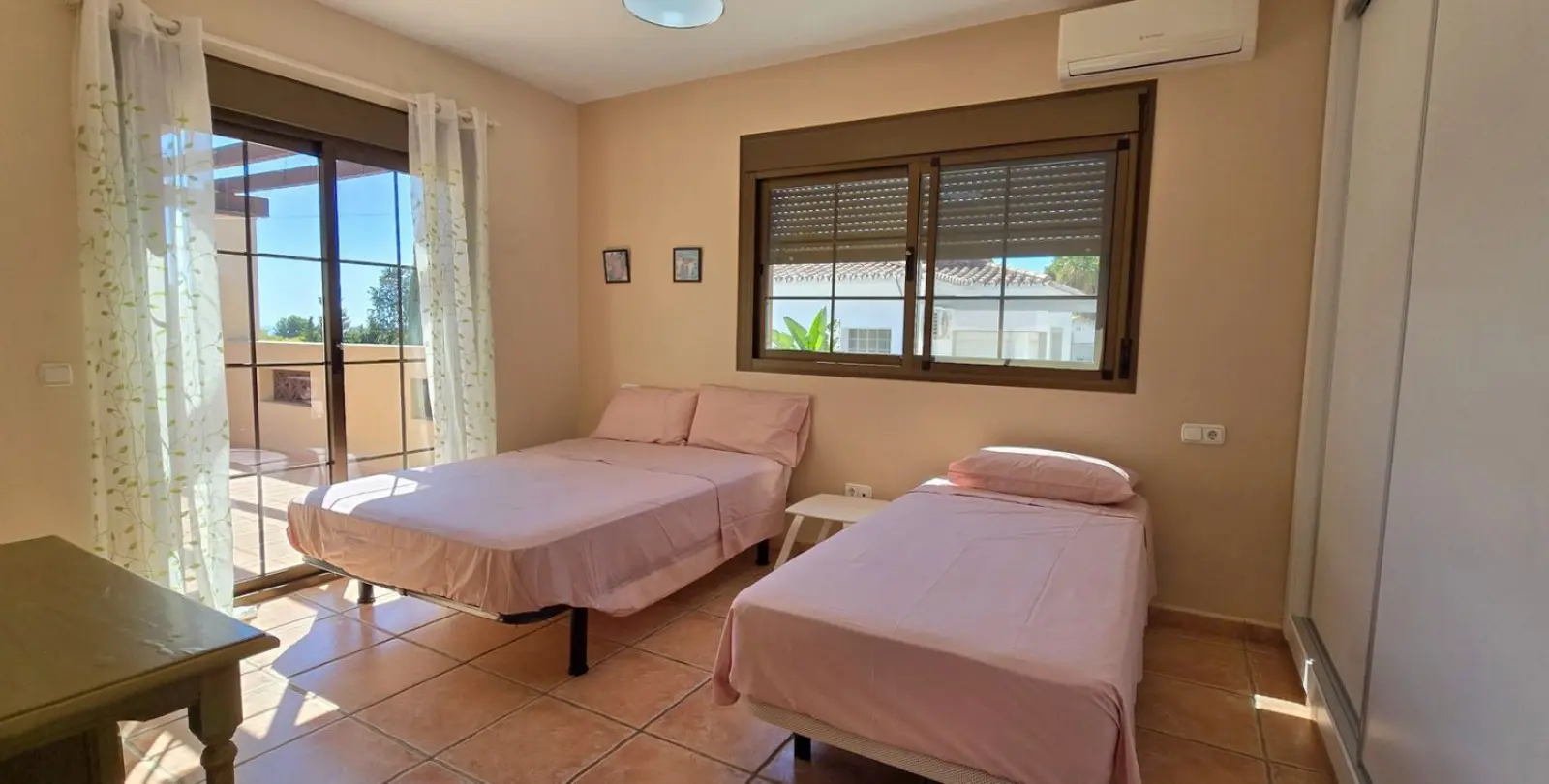 Продажа  отдельно стоящей виллы в Torremolinos 34