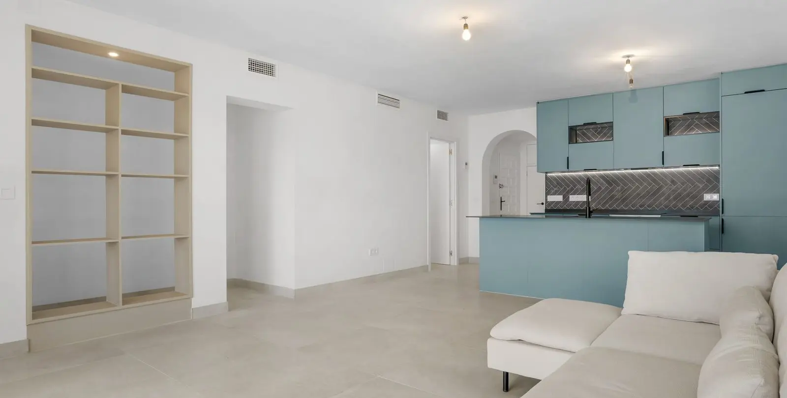 Venta de apartamento en planta baja en Nueva Andalucía 8