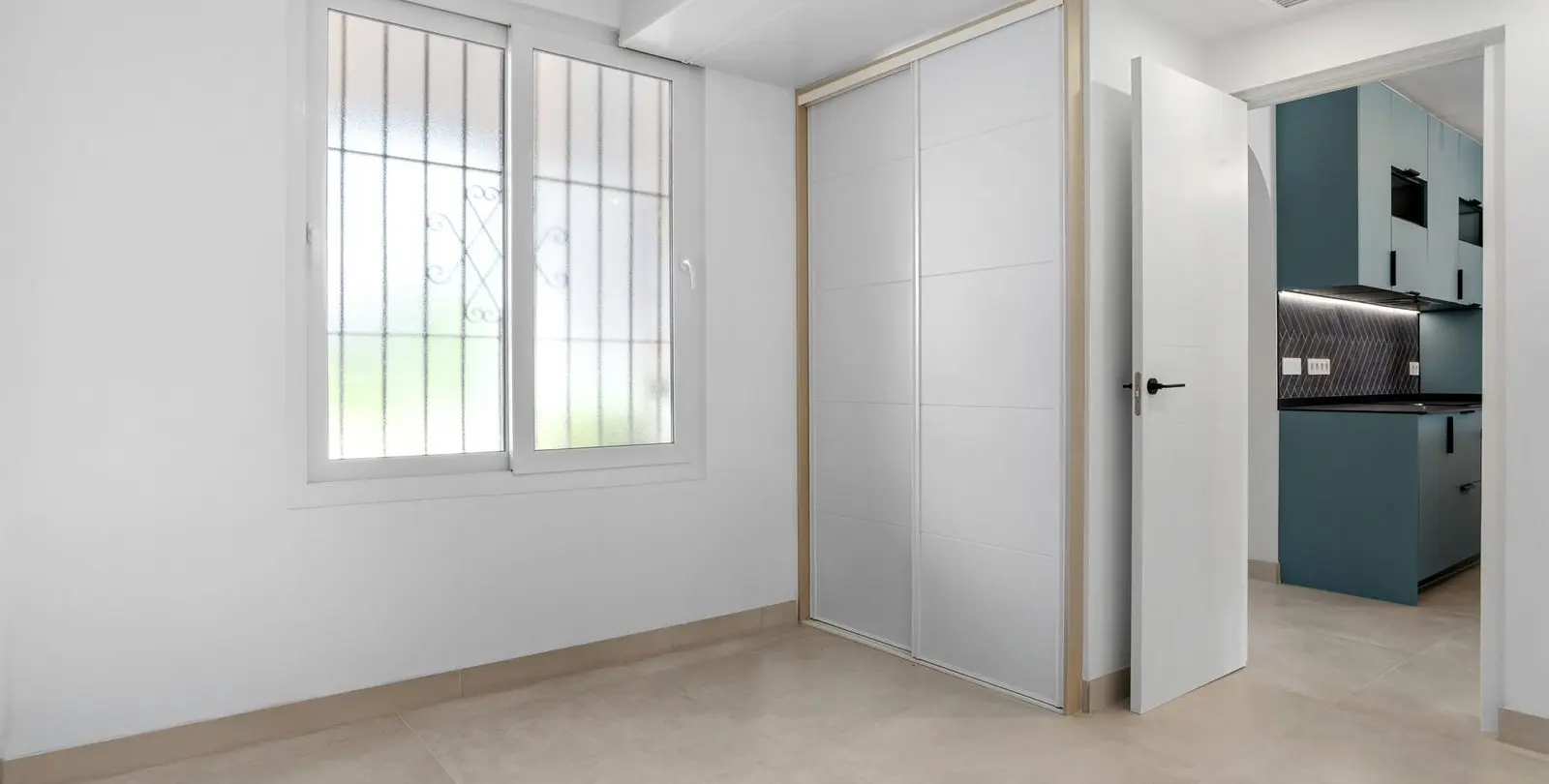 Venta de apartamento en planta baja en Nueva Andalucía 13