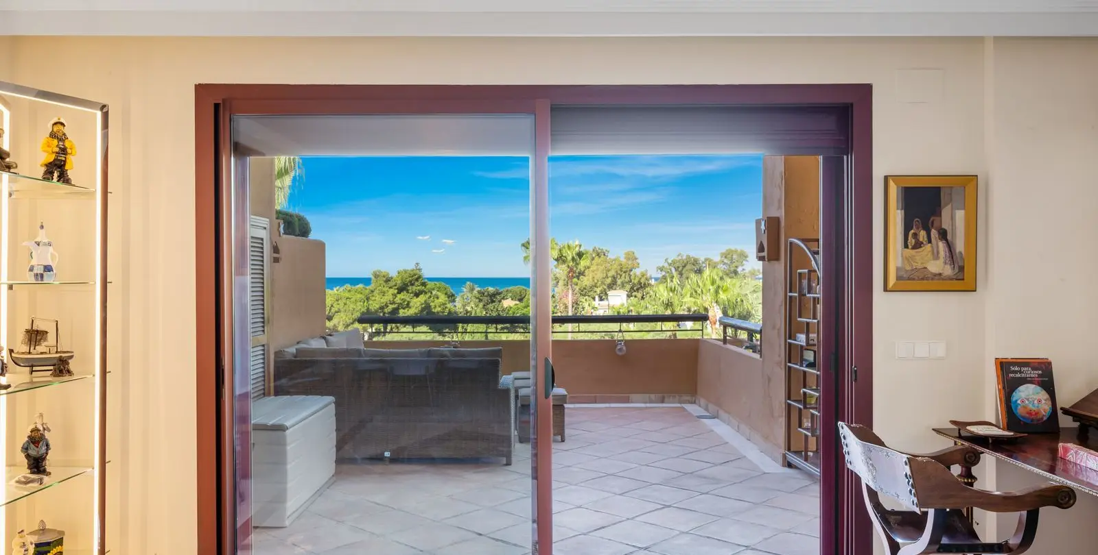 Продажа апартаментов на среднем этаже в Bahía de Marbella 18