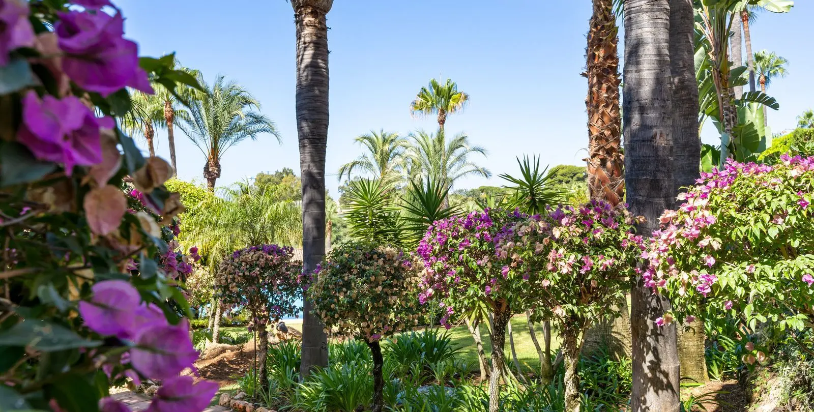 Продажа апартаментов на среднем этаже в Bahía de Marbella 37