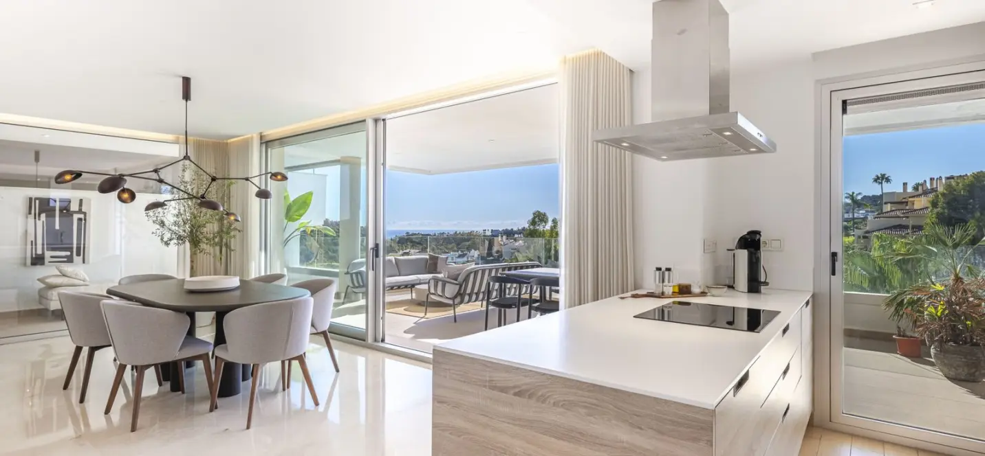 Venta de ático dúplex en Benahavís 3