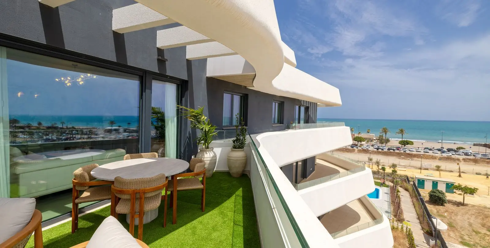 Sale of ground floor apartment in Torremolinos Centro 6