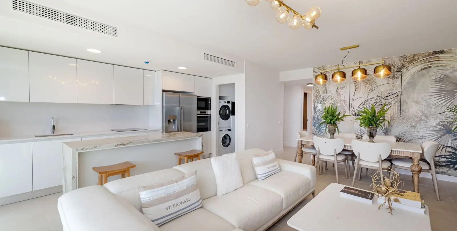 Sale of ground floor apartment in Torremolinos Centro 11