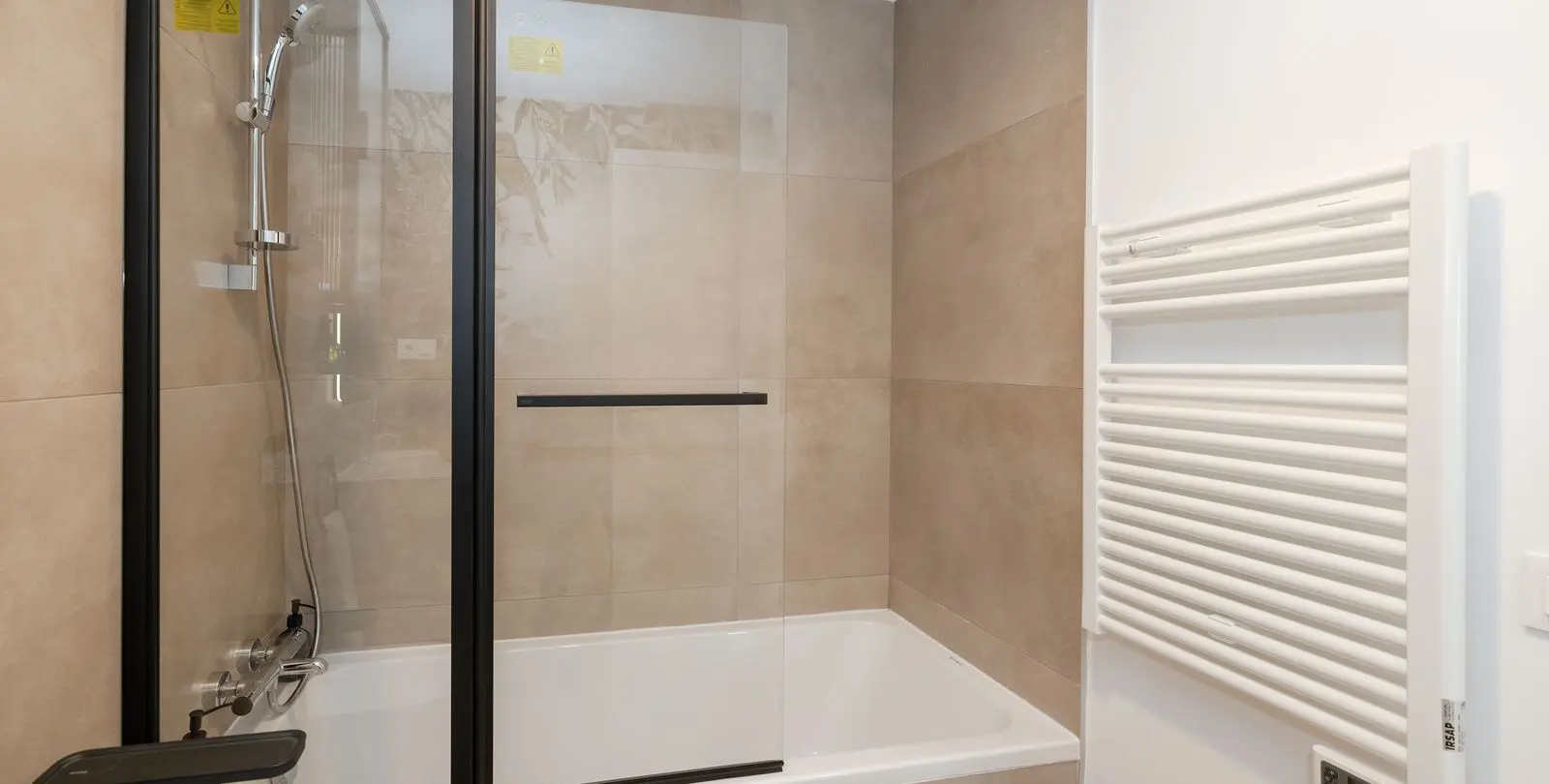 Sale of ground floor apartment in Torremolinos Centro 43