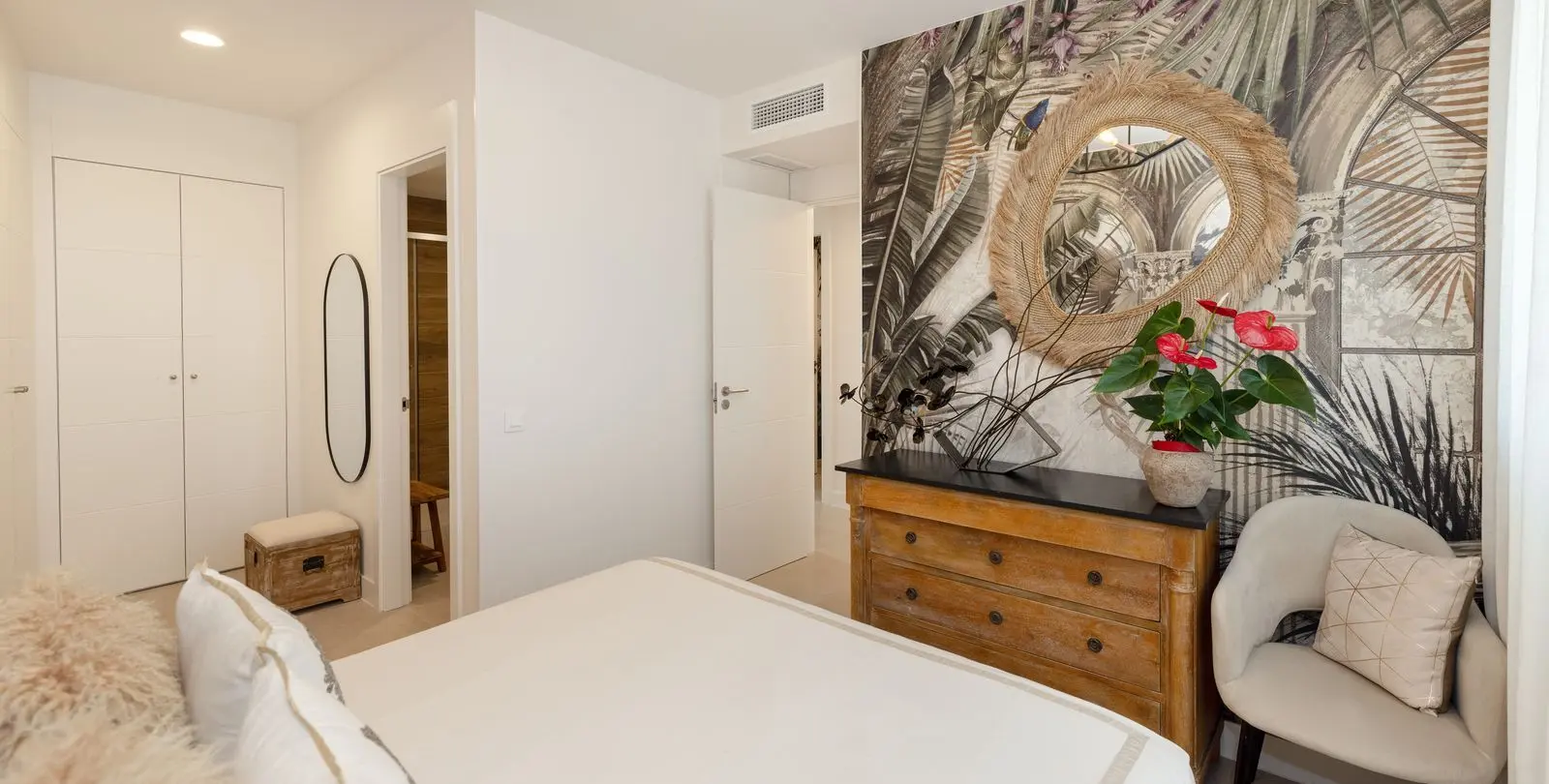 Sale of ground floor apartment in Torremolinos Centro 64