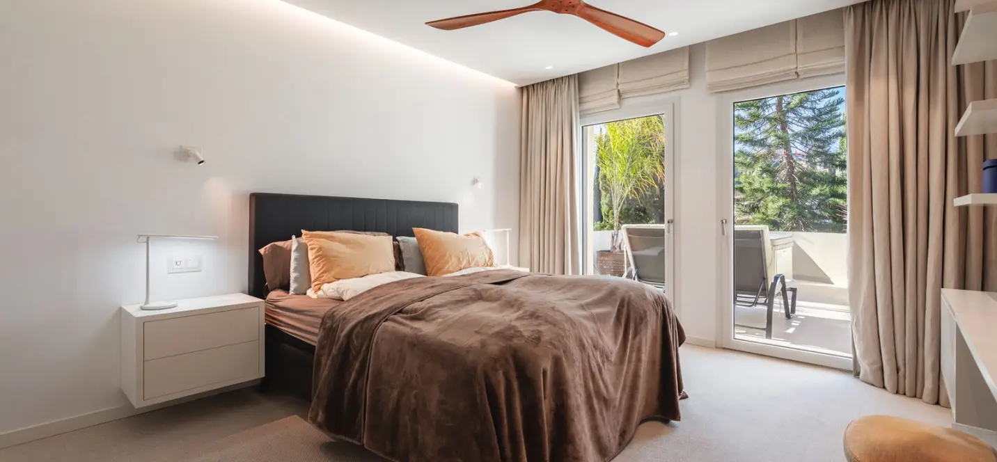 Venta de ático dúplex en Nueva Andalucía 3