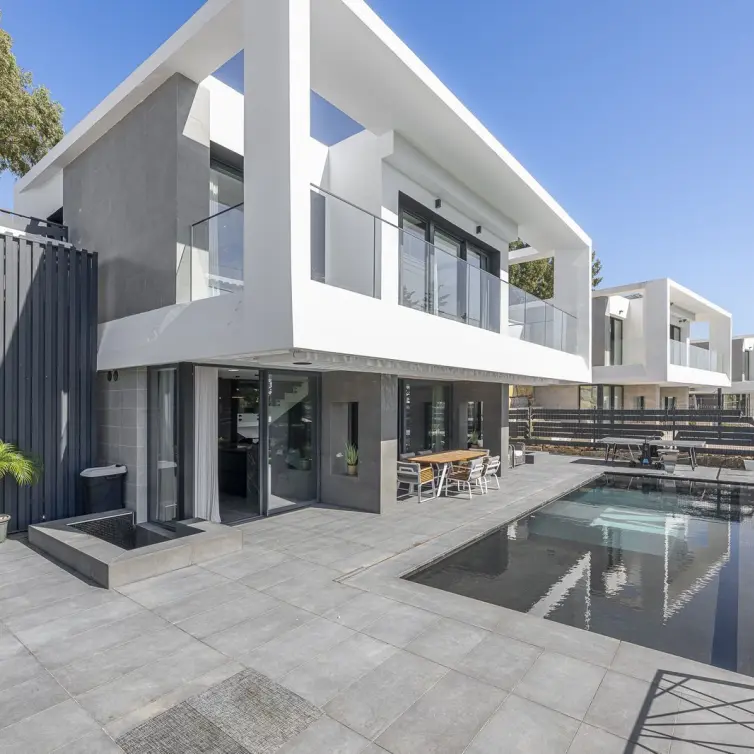 Venta de villa independiente en Valle Romano