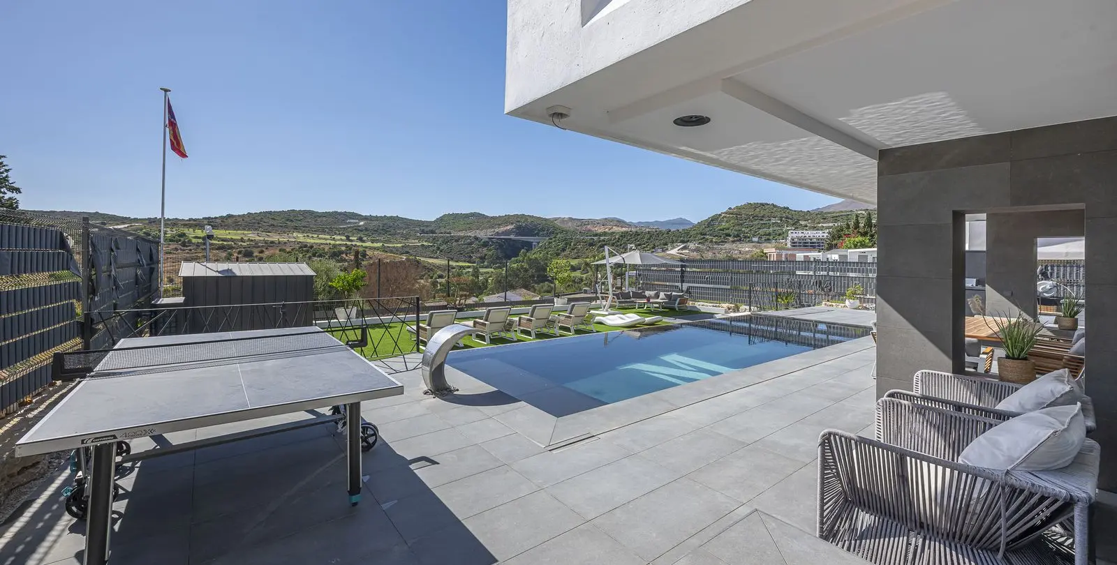 Venta de villa independiente en Valle Romano 9
